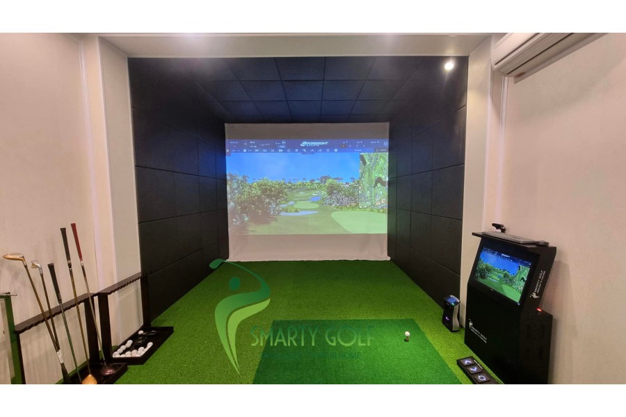 Phòng Golf indoor tại Phan Đình Phùng - Ba Đình - Hà Nội sử dụng cảm biến FORESIGHTSPORT GCQUAD