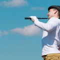 Làm thế nào để chơi golf khi bị đau lưng?